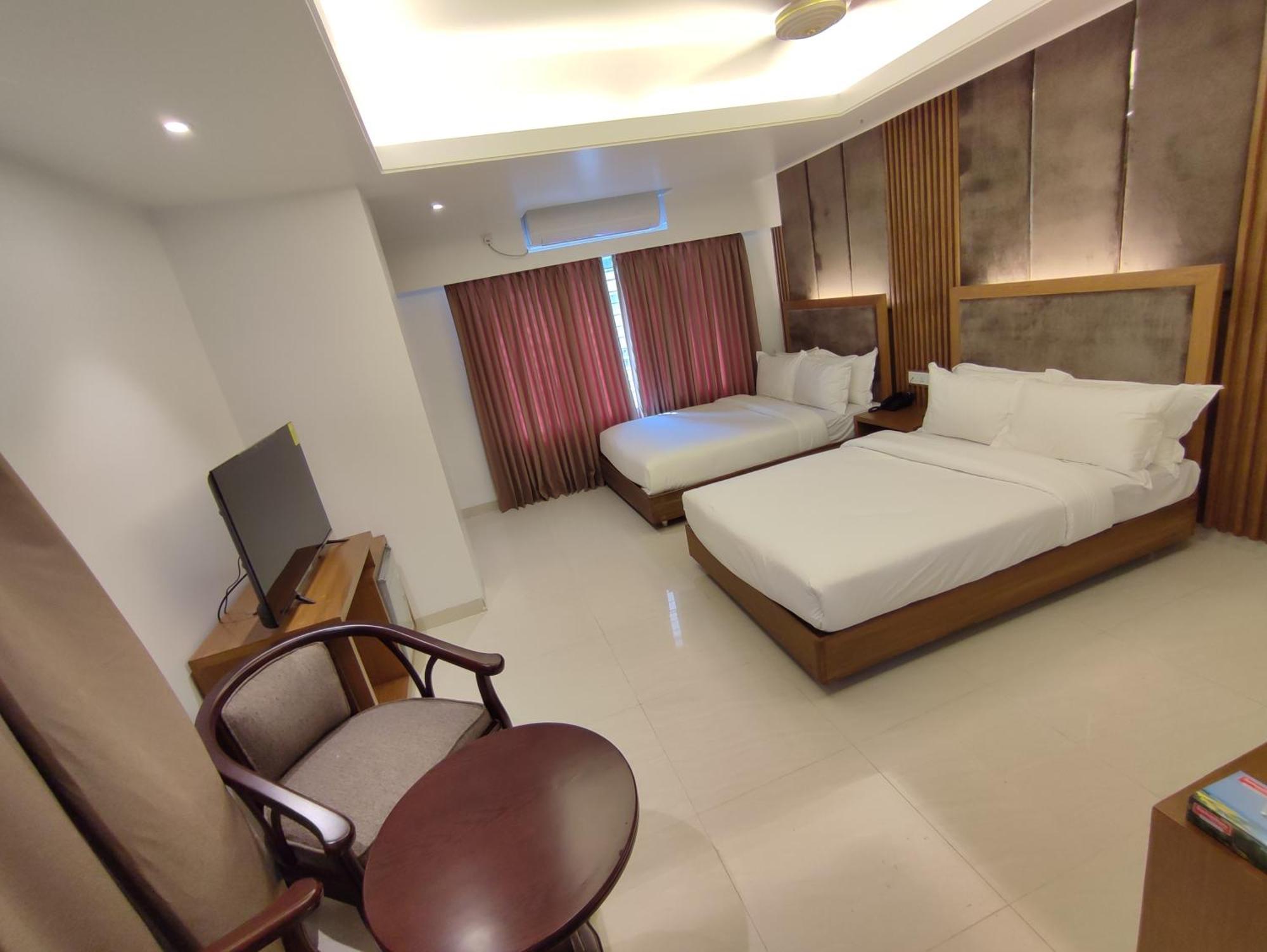 Hotel Holy Gate Srihotto Zewnętrze zdjęcie
