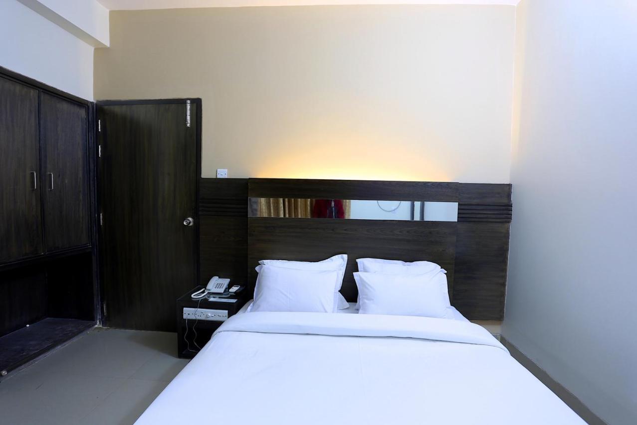 Hotel Holy Gate Srihotto Zewnętrze zdjęcie