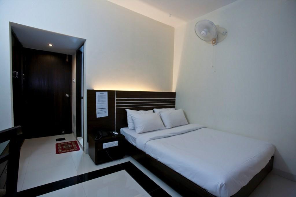 Hotel Holy Gate Srihotto Zewnętrze zdjęcie